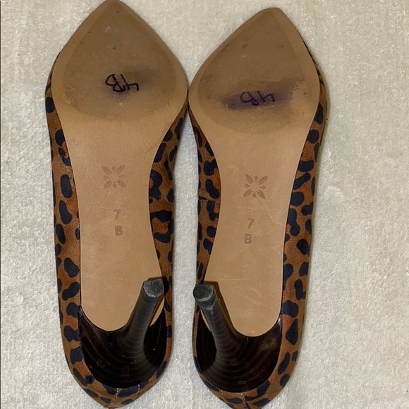 BCBGeneration Leopard Print Heels size 7 - Picture 10 of 10